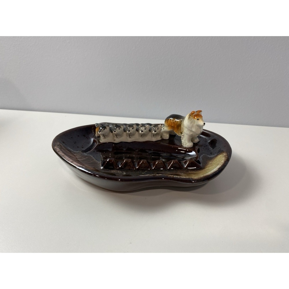 Vintage‎ Royal Sealy Japan Border Collie & Puppies Ashtray Glazed Ceramic